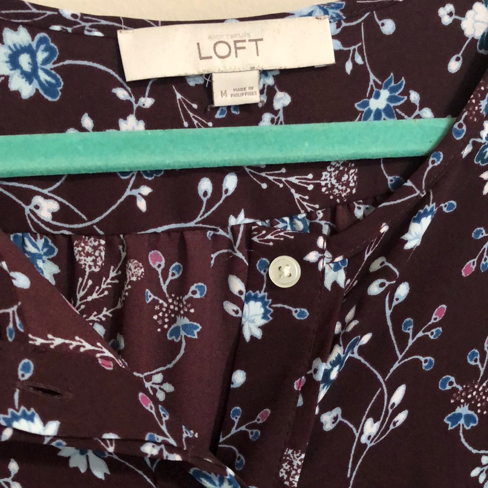 LOFT Button down blouse - Picture 3 of 4